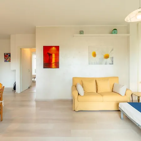 Iris Пескьера-дель-Гарда